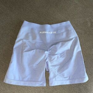 Alphalete amplify short digital violet